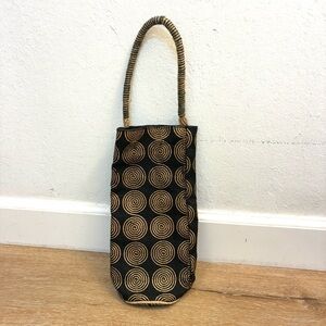 Entertaining Essentials Jute Wine Bottle Bag Black Gold Spiral Pattern